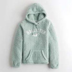 Hollister Sherpa comfy Sweatshirt